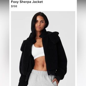 Alo yoga foxy Sherpa jacket.